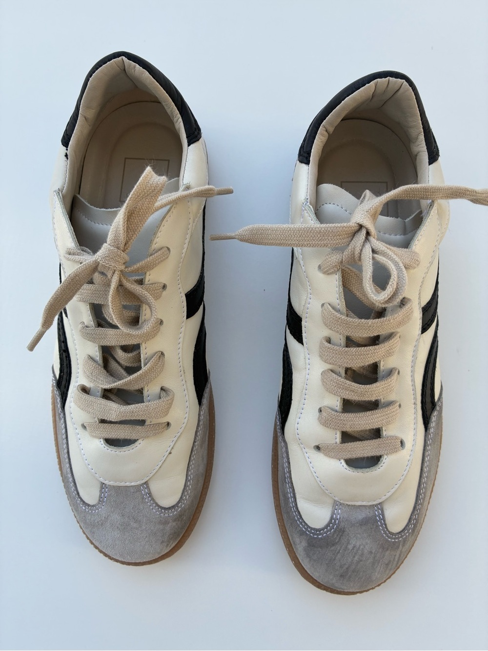 Dolce Vita Women’s Retro Sneakers Cream Black Gray Gum Sole Size 10 / EU 41